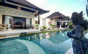 Queen Bisma Villa - 10 Min Walking To Ubud Center